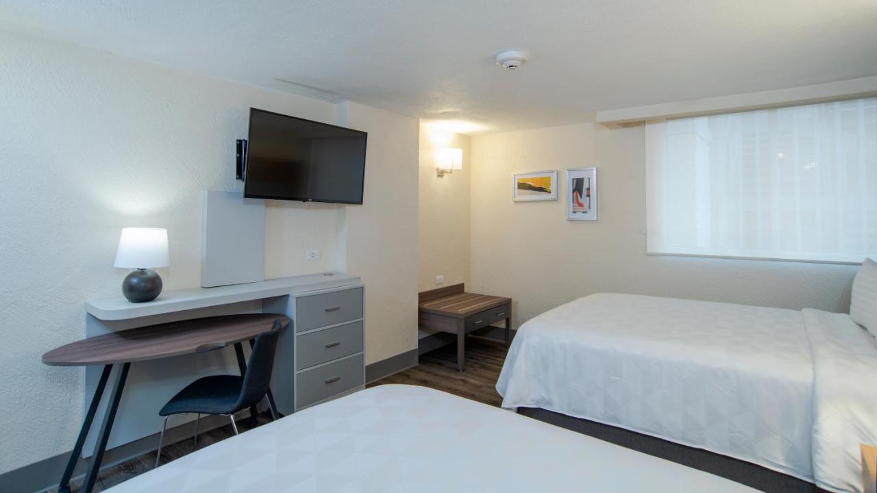 Holiday Inn Mexico Coyoacan Bagian luar foto