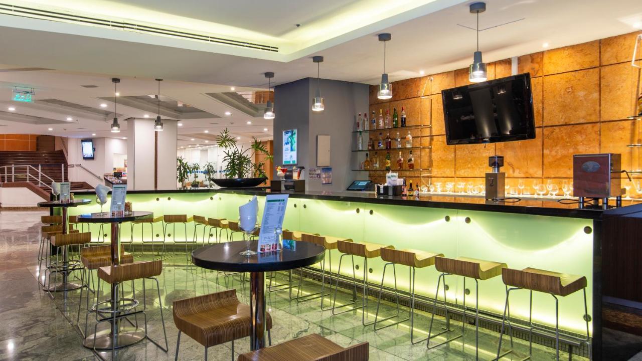 Holiday Inn Mexico Coyoacan Bagian luar foto