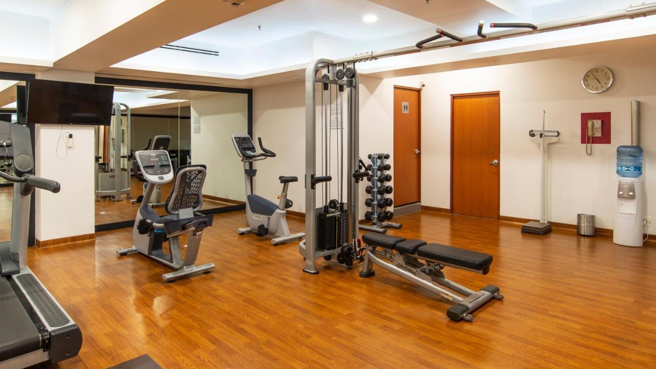 Holiday Inn Mexico Coyoacan Bagian luar foto