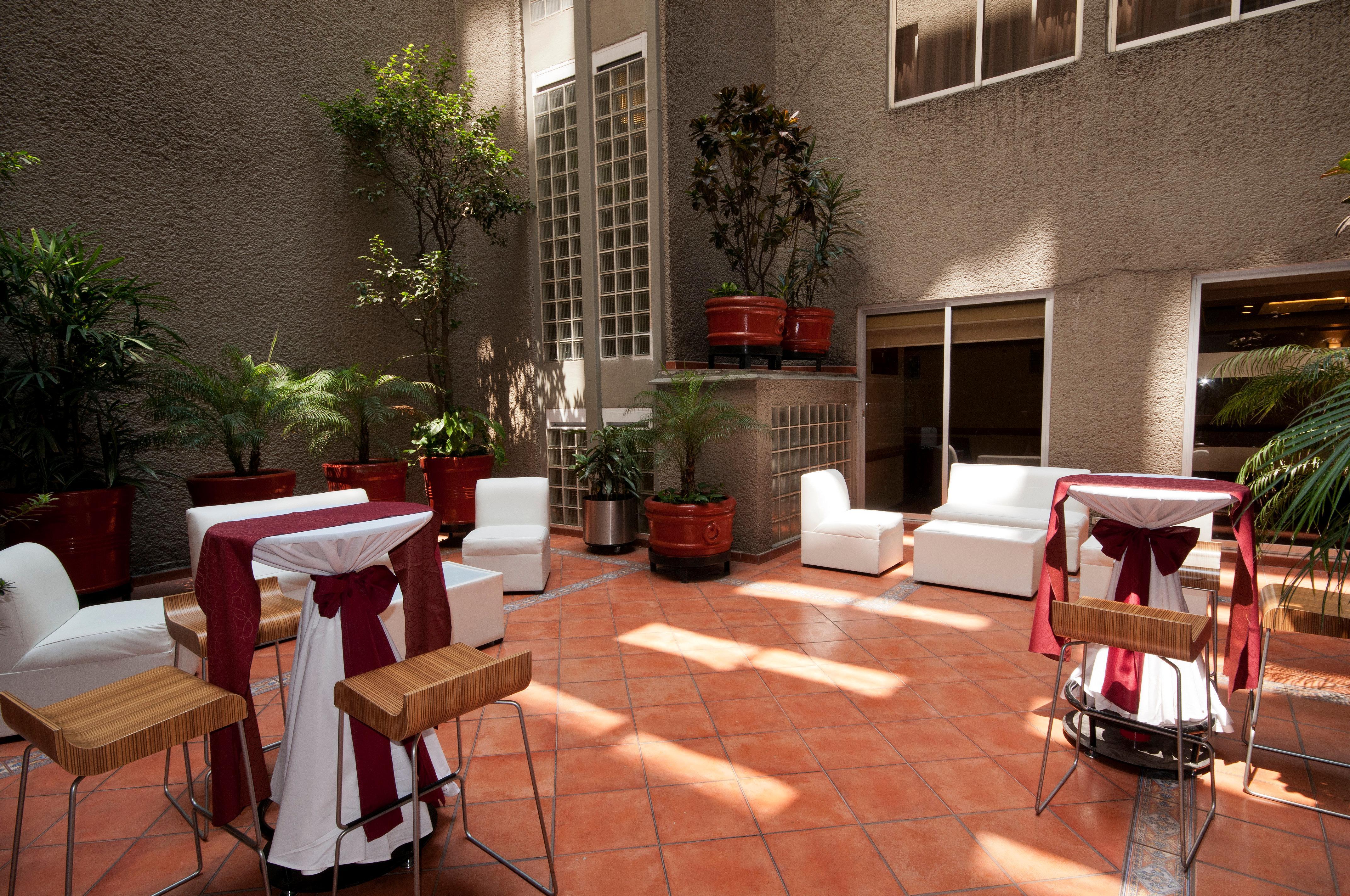 Holiday Inn Mexico Coyoacan Bagian luar foto